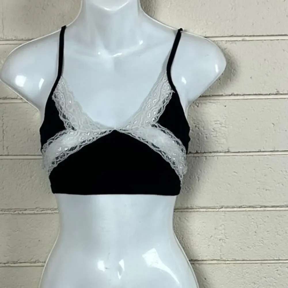 Urban Outfitters Out from Under Black Lace Bralette Top size XS/S